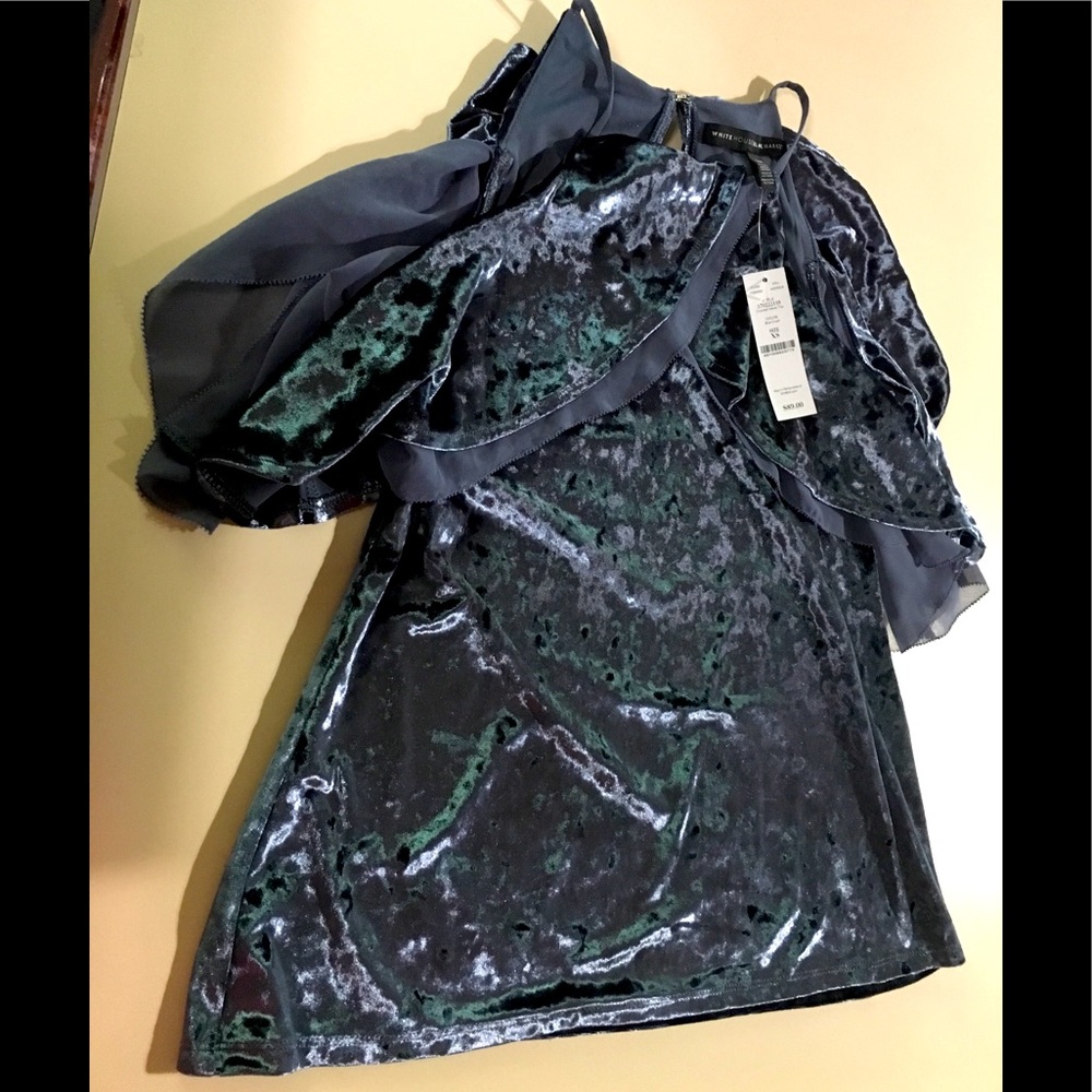 WHITE HOUSE BLACK MARKET NWT Crushed Velvet Cami